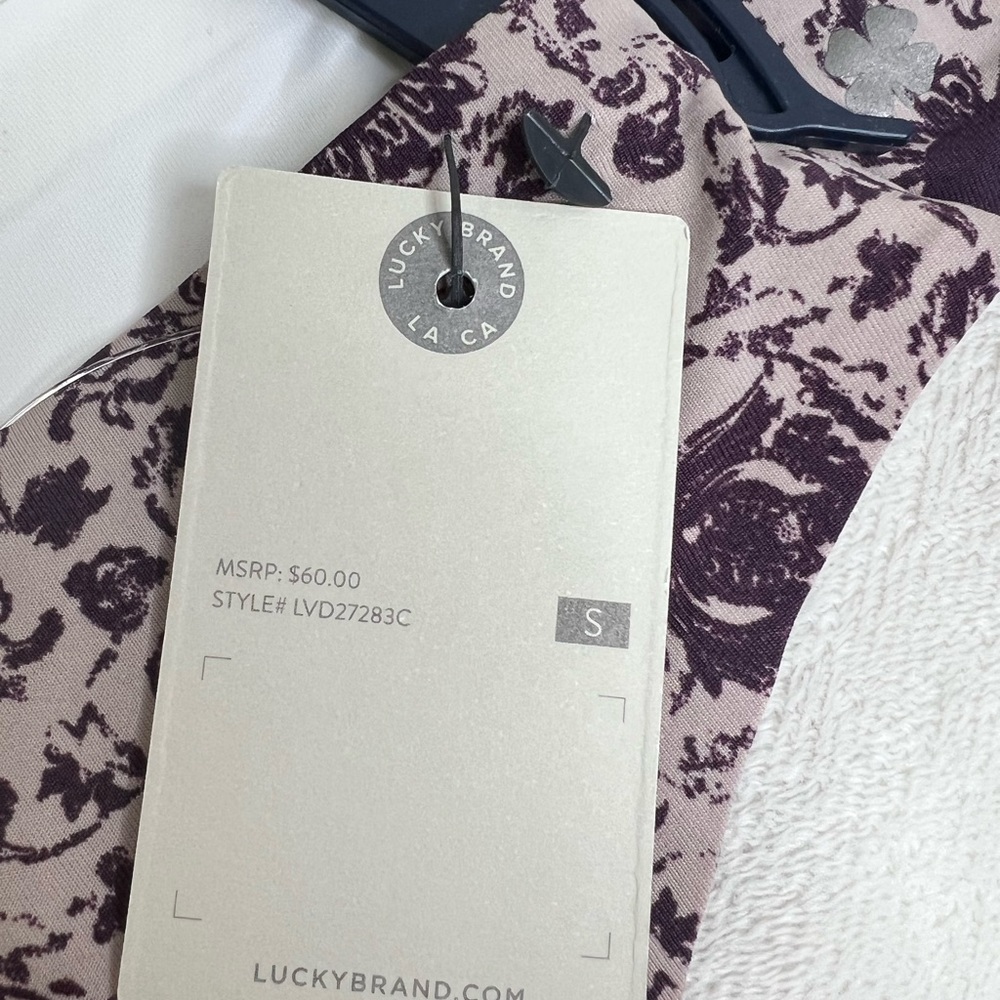 NWT Lucky Brand Size Small, Large and Extra Large 5 Pack Tagless Thongs - Picture 4 of 7